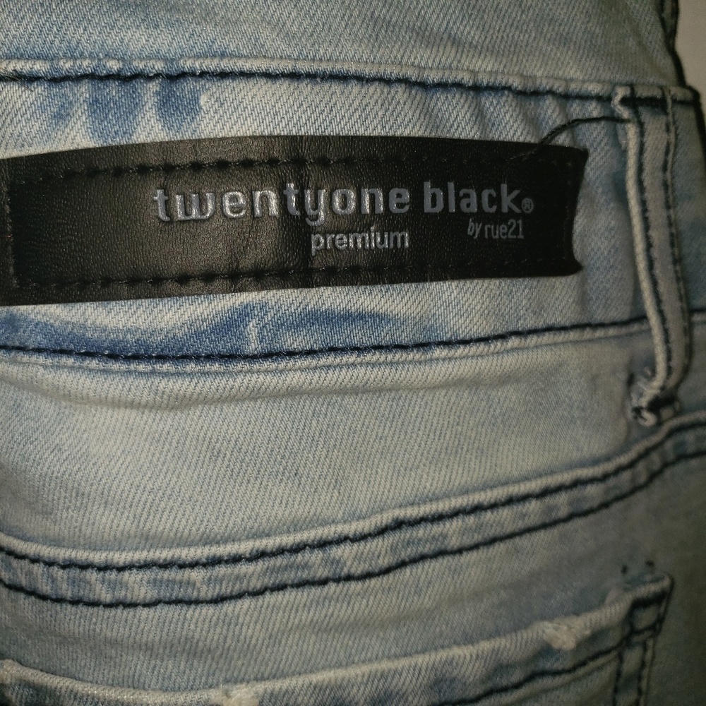 Rue21 light denim bibs - Picture 6 of 8